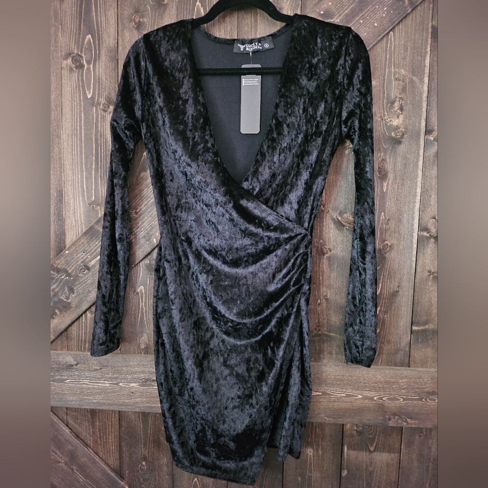NWT Solid Black velvet wrap dress with long sleeve and v neckline. - Picture 2 of 7